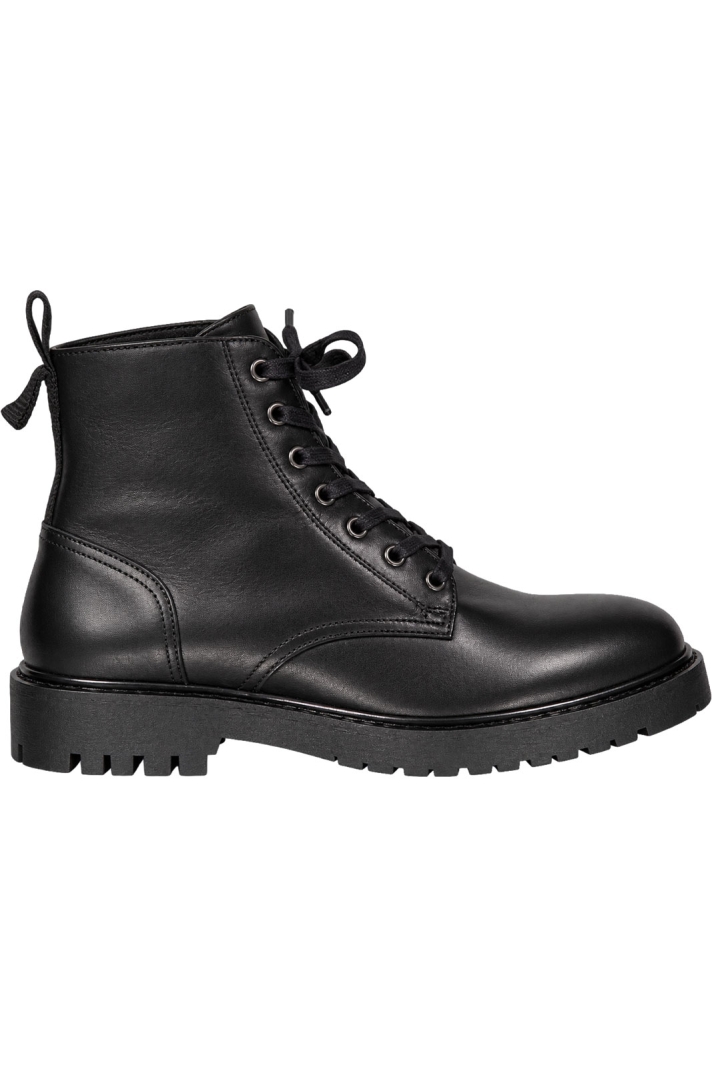 Lilly Lace Up Winter W
