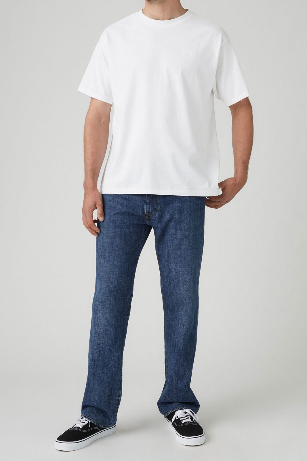 555 Relaxed Straight