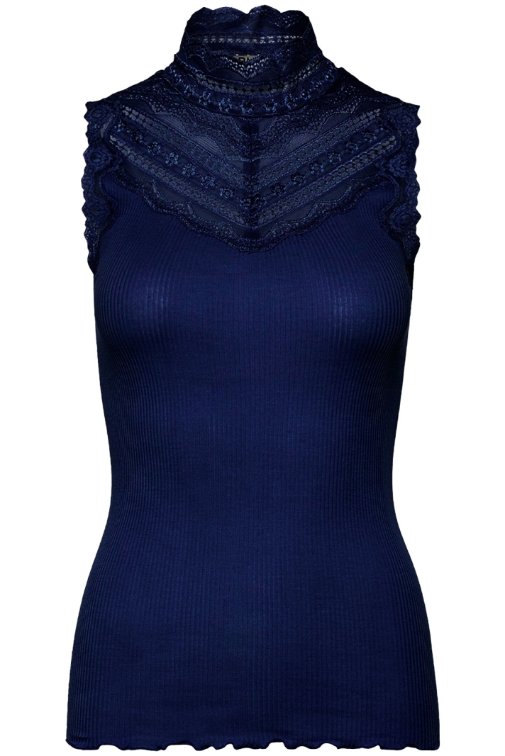 Rmwbea Sl Turtleneck Lace Top