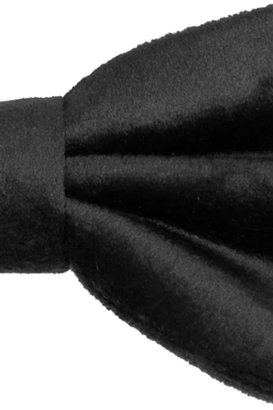 Joao | Velvet Bowtie