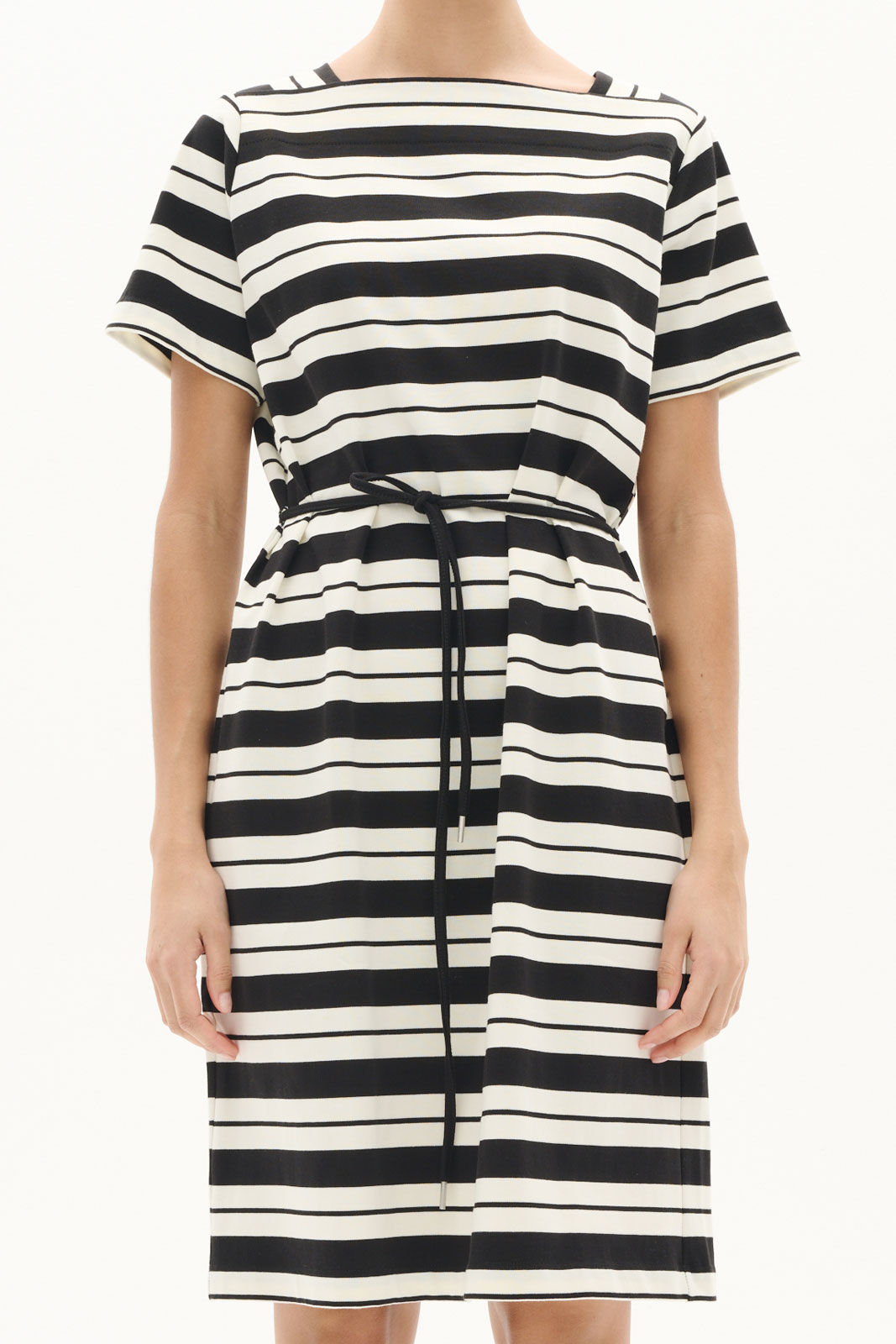 Pannyiw Lester Short Dress