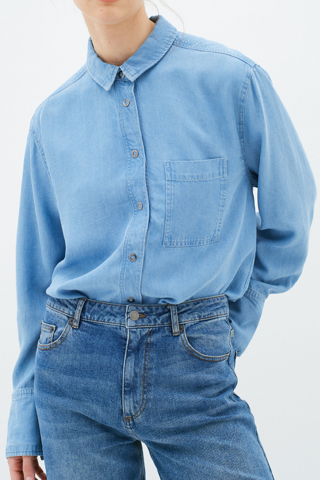 Philipaiw Lova Shirt