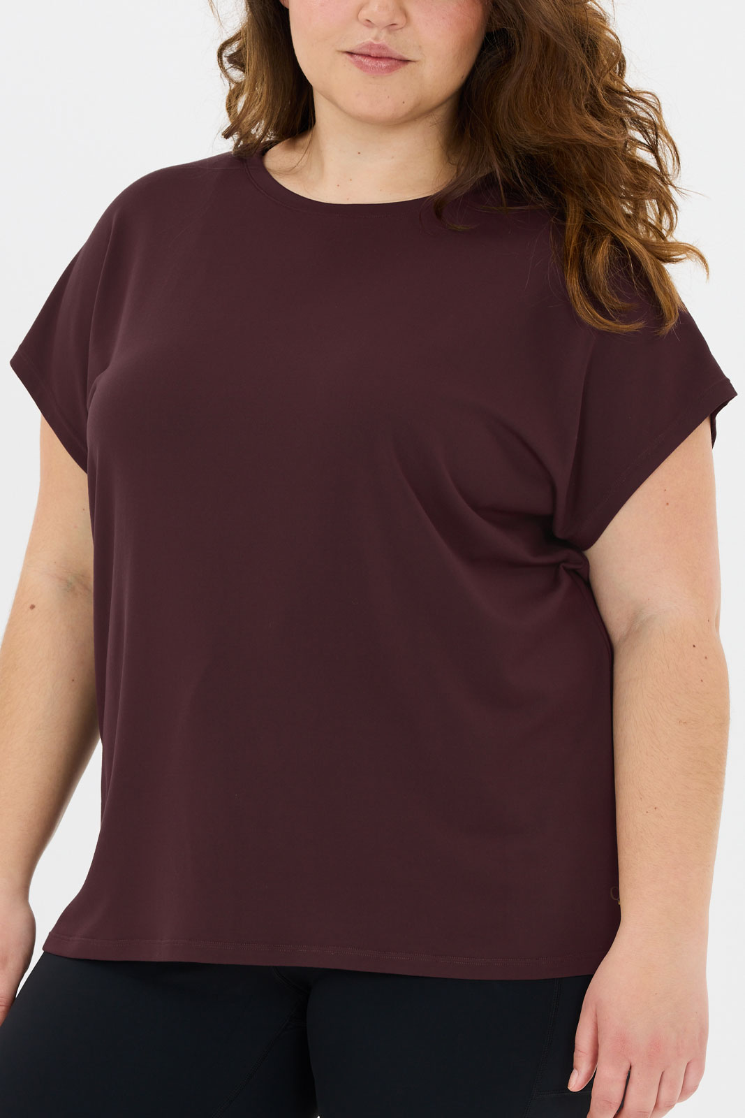 Jenirei W Soft Touch Tee.