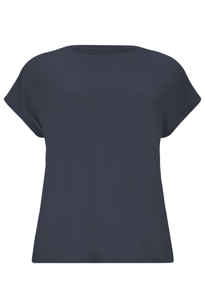 Jenirei W Soft Touch Tee.